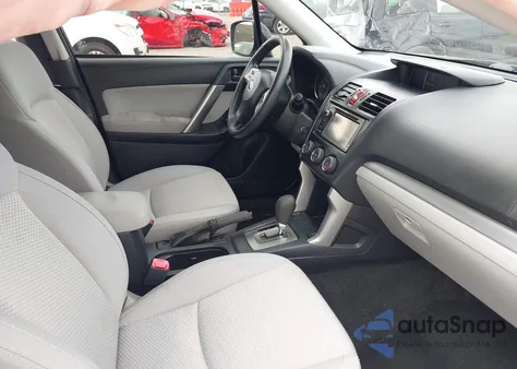 2015 Subaru Forester 2.5I Premium из США, поврежденный, VIN JF2SJAGC2FH838053